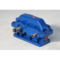 Редуктор цилиндрический цилиндрический горизонтальный трехступенчатый 1ЦЗУ-400М